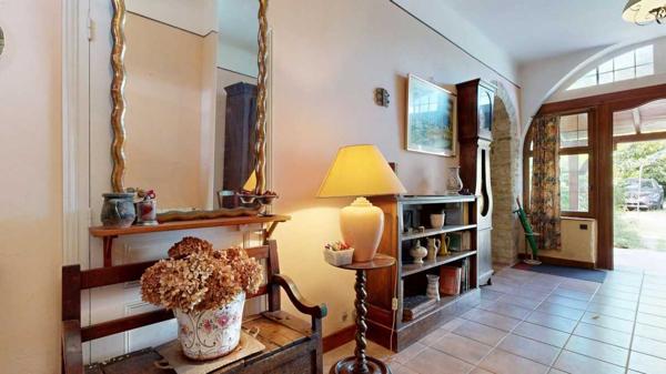Maison ancienne - Saint-cyprien Demeure de caractère de 235 m², 5 chambres, dépendances et puits, proche des commerces
