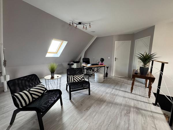 Maison d'architecte avec piscine -Prestations haut de gamme - Montlouis-sur-Loire