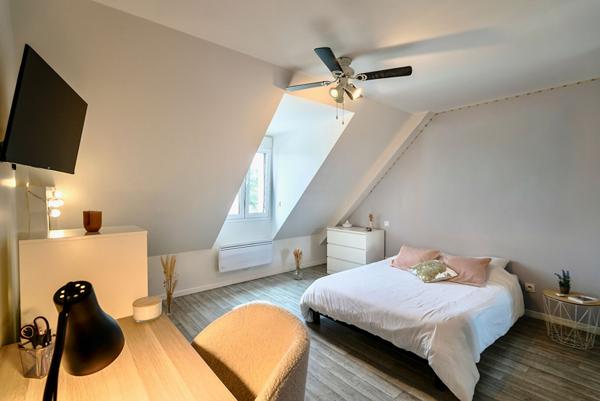 Maison d'architecte avec piscine -Prestations haut de gamme - Montlouis-sur-Loire