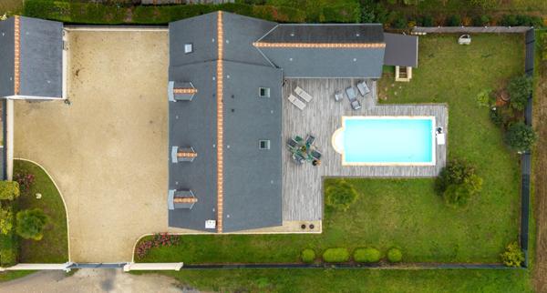 Maison d'architecte avec piscine -Prestations haut de gamme - Montlouis-sur-Loire