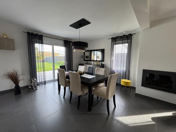 Maison d'architecte avec piscine -Prestations haut de gamme - Montlouis-sur-Loire