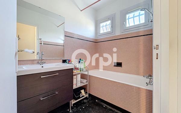 Maison à vendre    3 pièces • 78,50 m2 Lamorlaye