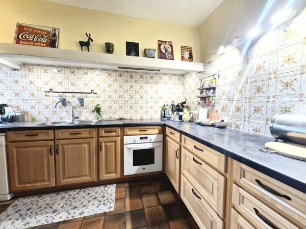 Maison individuelle 8 pièces, 179 m²