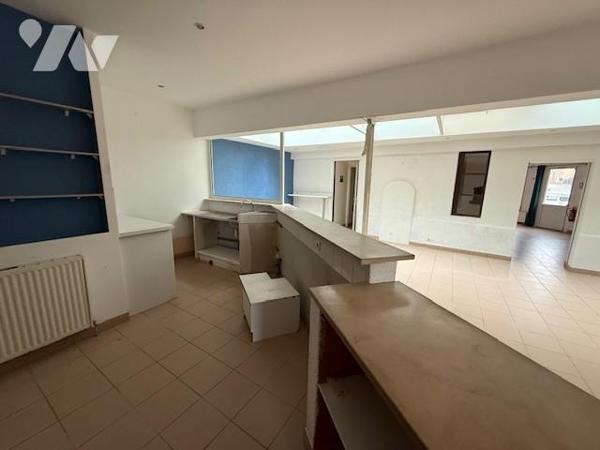 ORBEC LOCAL COMMERCIAL 175 M² PLAIN-PIED CENTRE VILLE