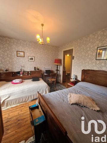 Maison 7 pièces de 159 m² à Magnac-Laval (87190)