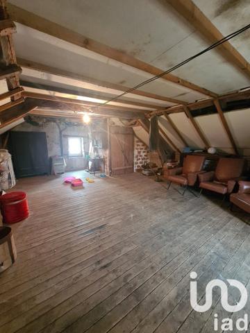 Maison 7 pièces de 159 m² à Magnac-Laval (87190)