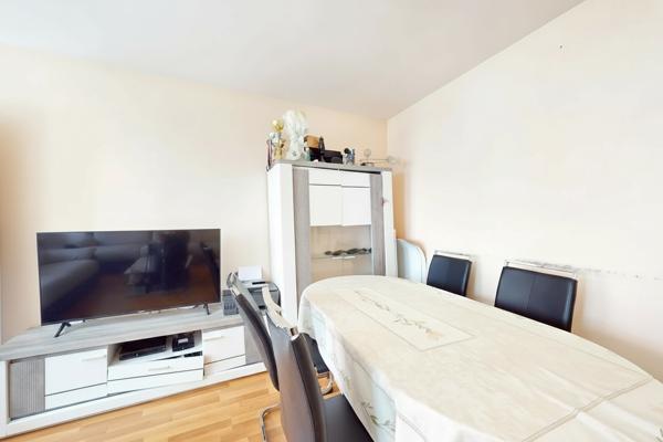 INVESTISSEMENT LOCATIF CLÉ EN MAIN - APPARTEMENT T2 AVEC PARKING - LOCATAIRE EN PLACE