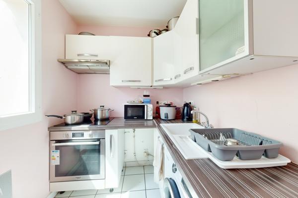 INVESTISSEMENT LOCATIF CLÉ EN MAIN - APPARTEMENT T2 AVEC PARKING - LOCATAIRE EN PLACE