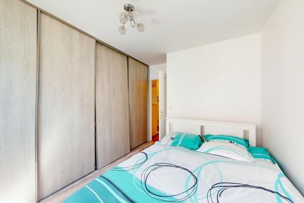 INVESTISSEMENT LOCATIF CLÉ EN MAIN - APPARTEMENT T2 AVEC PARKING - LOCATAIRE EN PLACE