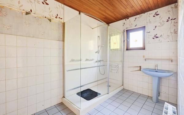 Maison à vendre    3 pièces • 83,49 m2 Pierre-Bénite
