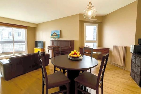 EXCLUSIVITE - BEAU T3 AVEC ASCENSEUR / BALCON /PARKING