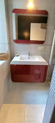 Appartement centre-ville,  proche de toutes commodités.