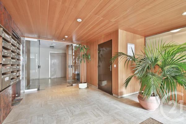 Appartement F3 à vendre  3 pièces - 68,90 m2 PARIS - 75014