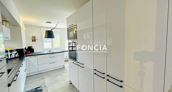 À vendre Appartement 4 pièces 108.3 m² - Moûtiers 73600