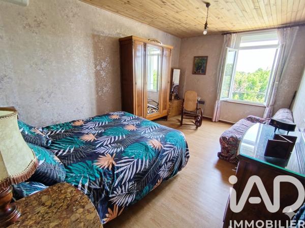 Maison à vendre 5 pièces 142 m² Coutras