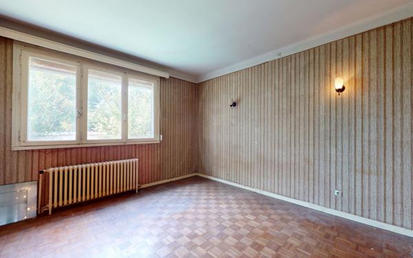 Maison à vendre    5 pièces •  Mancieulles