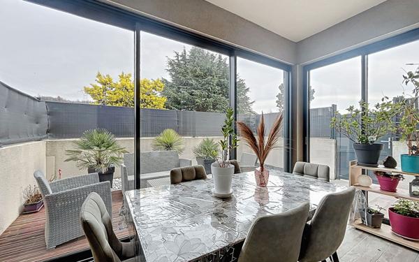 Maison à vendre    4 pièces •  Châteauneuf-sur-Isère
