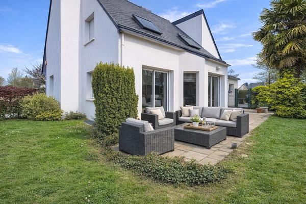 Quartier Recherché 15 mn à pieds du centre ville -Au calme et sans vis-à-vis ! Maison de 4 chambres + bureau et grande salle de jeux et sous-sol total