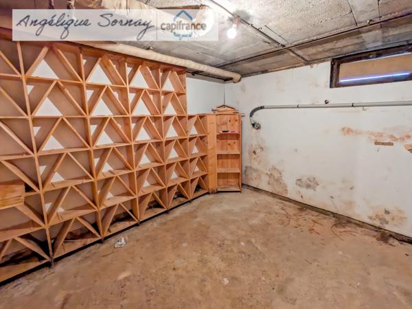 # Maison familiale de 88 m² avec terrasse, grenier aménageable et beau potentiel – Chapelle-Voland