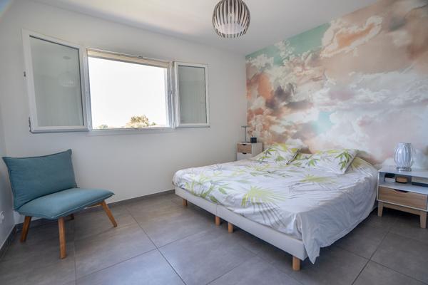 Maison Maison contemporaine de 2017 - 3 chambres avec garage - Quartier calme et résidentiel d'Eysines 91 m²