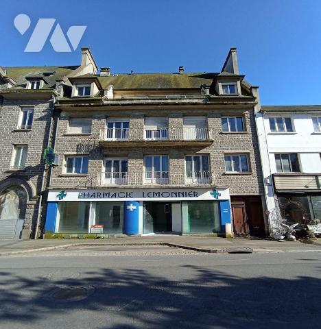 Centre-ville de CONDE - Investissement locatif. 
Immeuble en monopropriété, libre de toute loc...