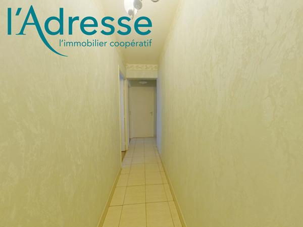 Appartement Champs Sur Marne 5 pièce(s) 99 m2