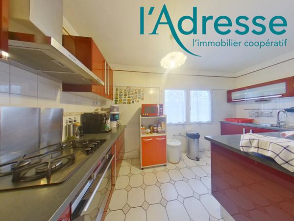 Appartement Champs Sur Marne 5 pièce(s) 99 m2