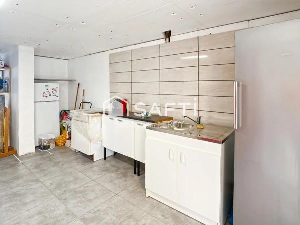 Maison individuelle R+1 des années 70, rénovée.