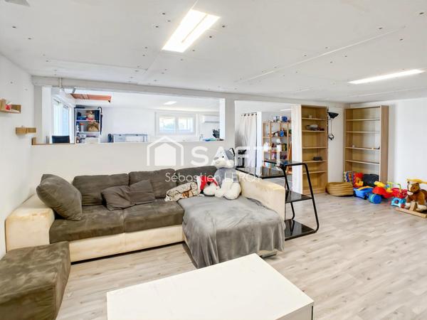 Maison individuelle R+1 des années 70, rénovée.