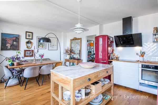 Suresnes (92150) Duplex unique alliant le charme de l’ancien avec le confort d’une construction récente le tout avec jardin!