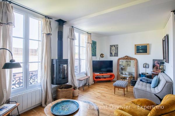 Suresnes (92150) Duplex unique alliant le charme de l’ancien avec le confort d’une construction récente le tout avec jardin!