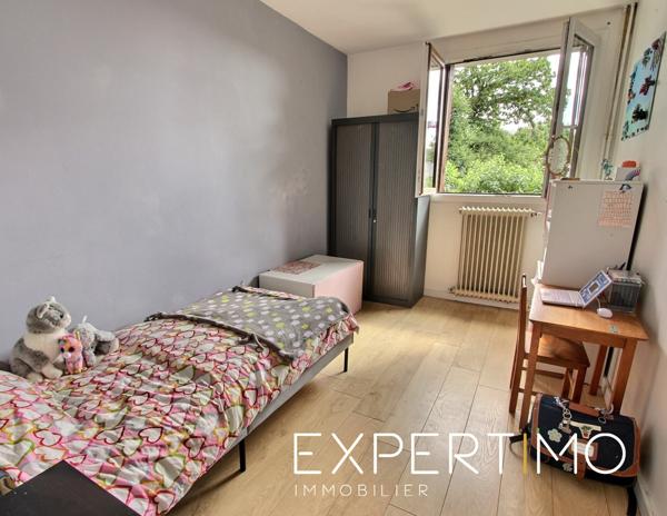 Saint-Cyr-l'École (78210) APPARTEMENT 3 PIECES - REZ-DE-JARDIN - BOX - CAVE - SAINT-CYR-L'ECOLE