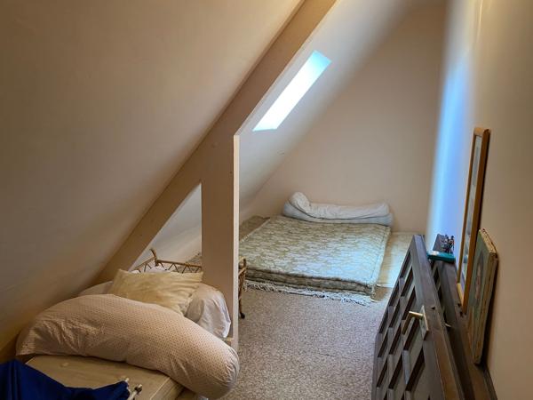 Maison entre bourg et mer à rénover Ploemeur sous offre