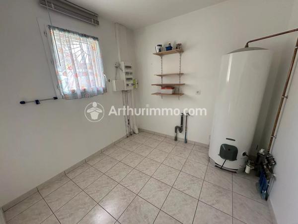 Vente                                                      Maison
                        
                     4 pièces                      84 m2                     à Saint-Astier