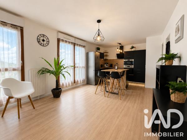 Appartement à vendre 4 pièces 69,83 m² Mantes-la-Ville