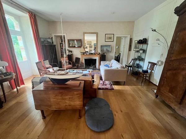 Maison * 8 pièces * 190 m² * 56610 ARRADON