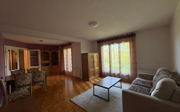 Appartement à louer    2 pièces • 64,48 m2 Gex
