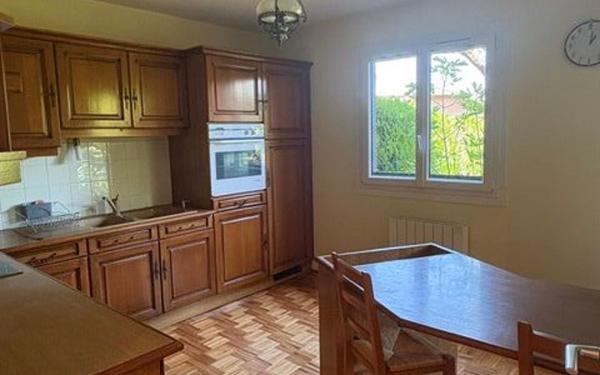 Appartement à louer    2 pièces • 64,48 m2 Gex