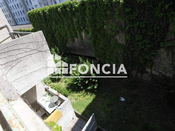 Location Studio meublé 16.07 m² - CAMBRIDGE Grenoble 38000