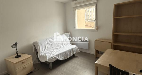 Location Studio meublé 19 m² - Saint-étienne 42000