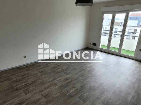 Location Studio 30.78 m² - 8 RUE PIERRE CHALNOT Nancy 54000