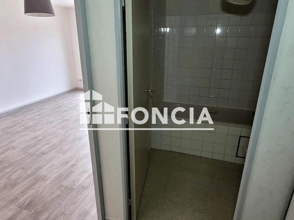Location Studio 30.78 m² - 8 RUE PIERRE CHALNOT Nancy 54000