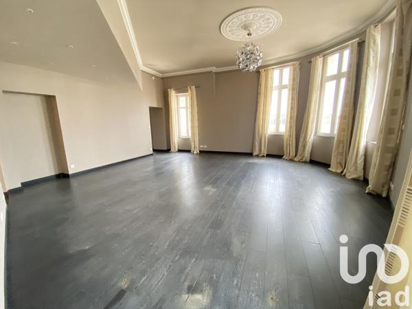 Maison à vendre 10 pièces 640 m² Poitiers
