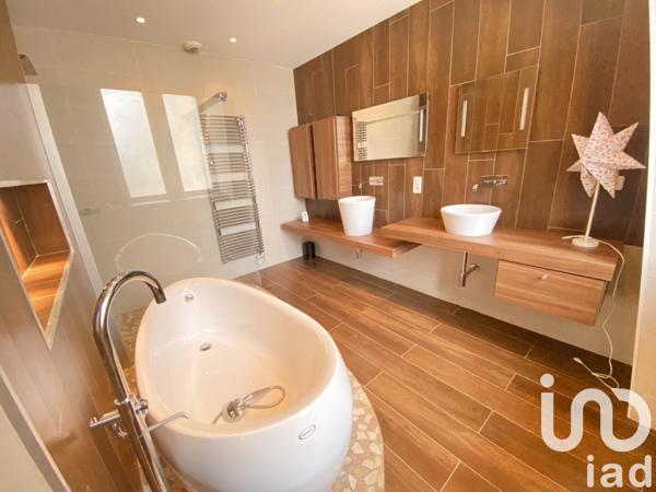 Maison à vendre 10 pièces 640 m² Poitiers