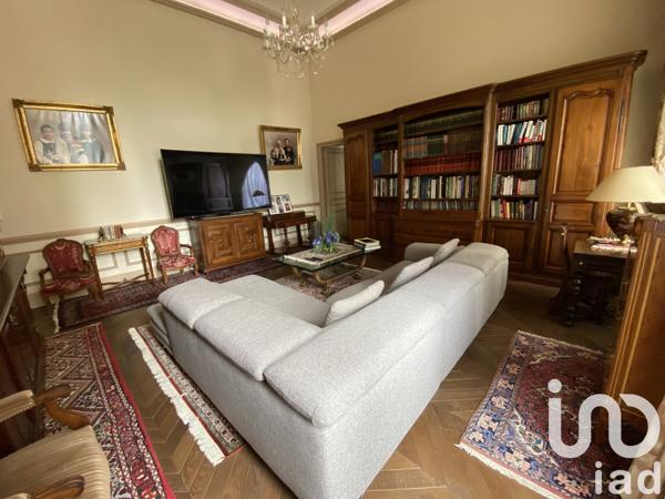 Maison à vendre 10 pièces 640 m² Poitiers
