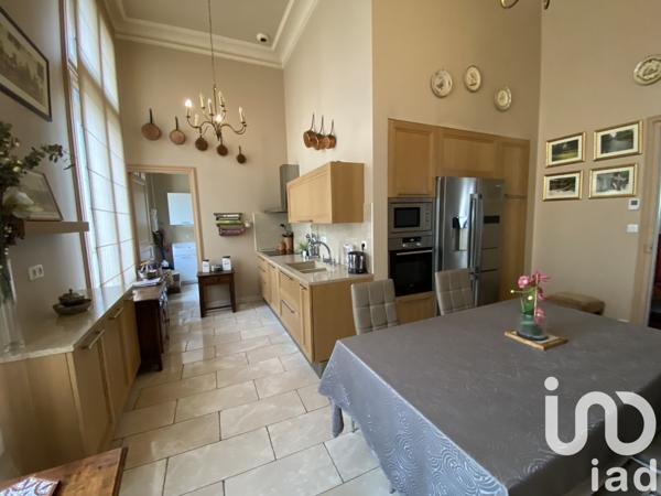 Maison à vendre 10 pièces 640 m² Poitiers