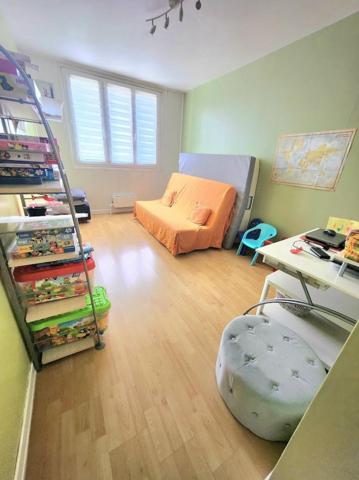 MAGNIFIQUE T4 GARAGE CAVE BALCON