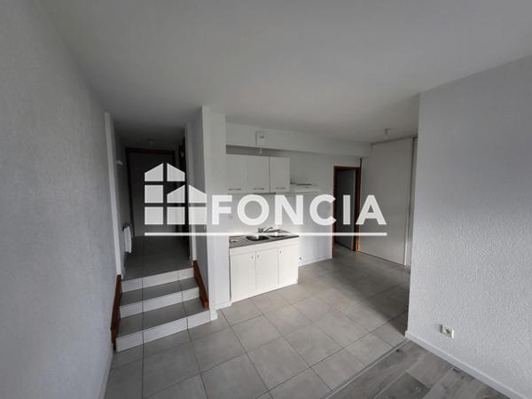 Location Appartement 2 pièces 44.5 m² - LE CHAPELAT Saint-maximin 38530