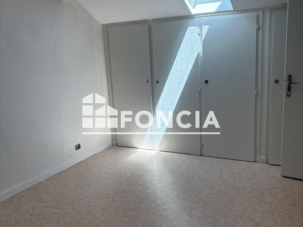 Location Appartement 2 pièces 44.81 m² - 31 AVENUE DE RIPAILLE Thonon-les-bains 74200