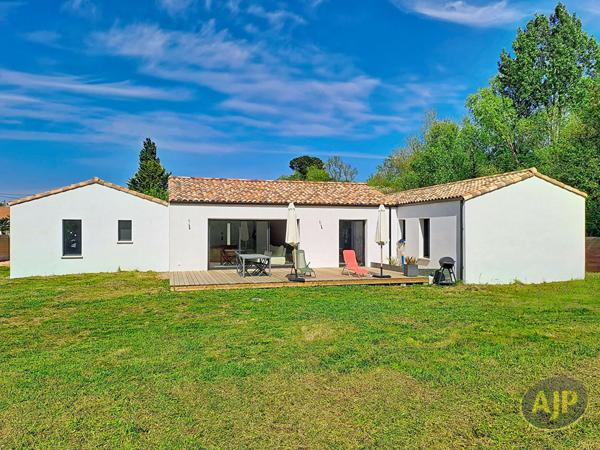 Vente maison Challans : 522 500 € - AJP Immobilier Challans